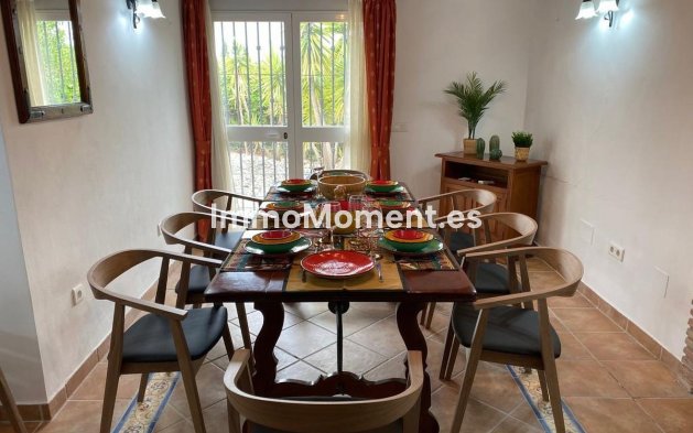 Resale - Country house - Inland  - Alhaurín el Grande Centro