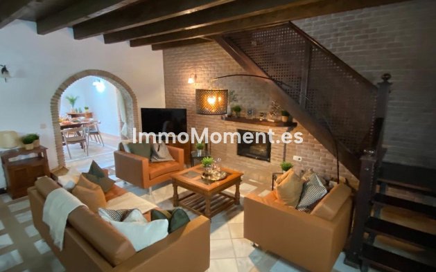 Resale - Country house - Inland  - Alhaurín el Grande Centro