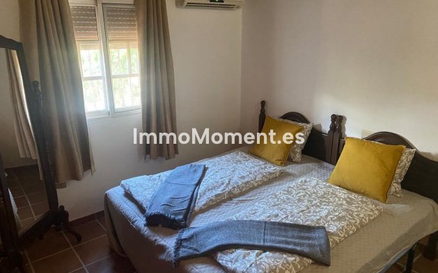 Resale - Country house - Inland  - Alhaurín el Grande Centro