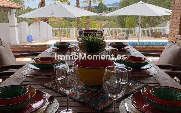 Resale - Country house - Inland  - Alhaurín el Grande Centro