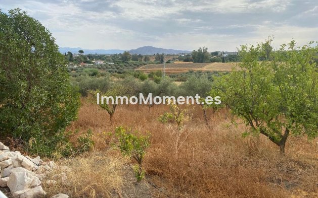 Resale - Country house - Inland  - Alhaurín el Grande Centro