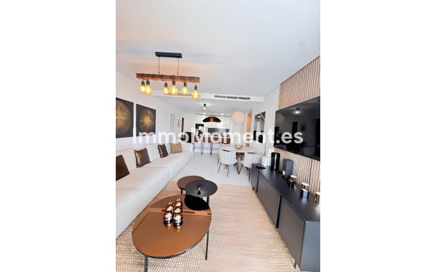Resale - Apartment - Benahavís - La Quinta