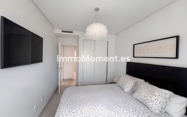 Resale - Apartment - Benahavís - La Quinta