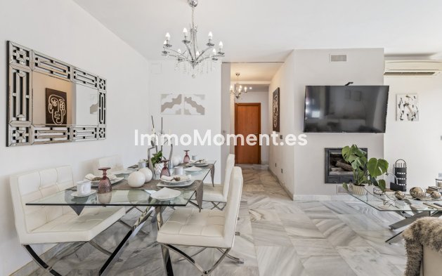 Resale - Detached villa - Estepona - Estepona Centro