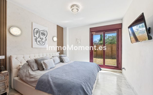 Resale - Detached villa - Estepona - Estepona Centro