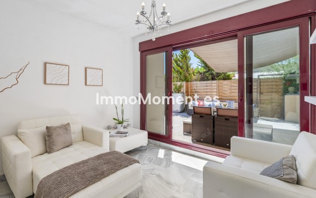 Resale - Detached villa - Estepona - Estepona Centro