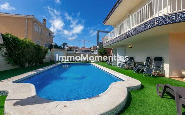 Resale - Detached villa - Orihuela - Orihuela Costa