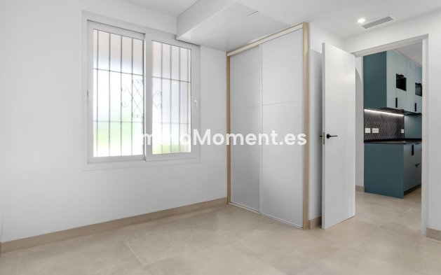 Wiederverkauf - Wohnung - Marbella - Nueva Andalucía