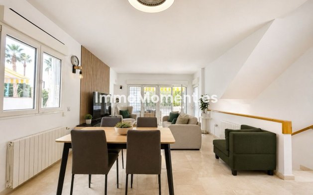 Bestaande woning - Vrijstaande villa - Orihuela - Villamartín