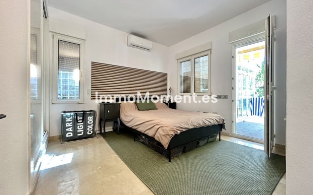 Bestaande woning - Vrijstaande villa - Orihuela - Villamartín
