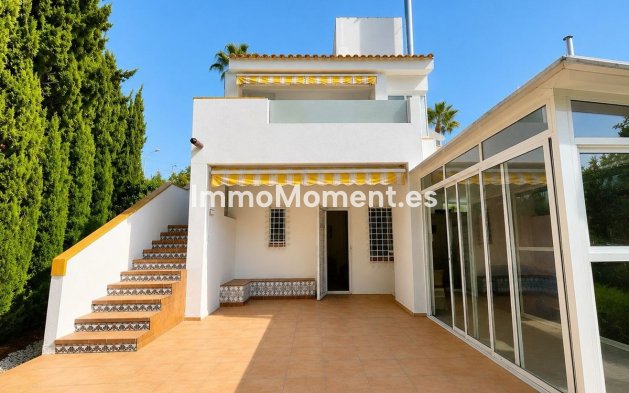 Bestaande woning - Vrijstaande villa - Orihuela - Villamartín