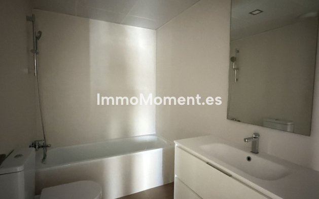 Resale - Apartment - Benalmadena - Benalmadena Pueblo