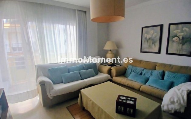 Wiederverkauf - Wohnung - Estepona  - Estepona Centro