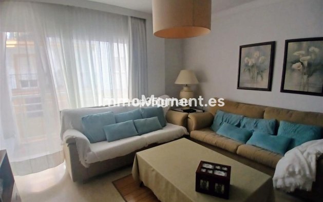 Wiederverkauf - Wohnung - Estepona  - Estepona Centro