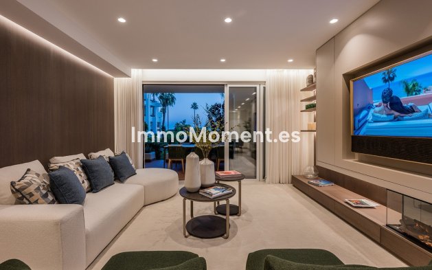 Resale - Apartment - Estepona - Estepona Centro