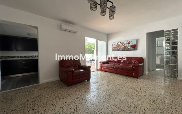 Bestaande woning - Vrijstaande villa - Estepona  - Estepona Centro