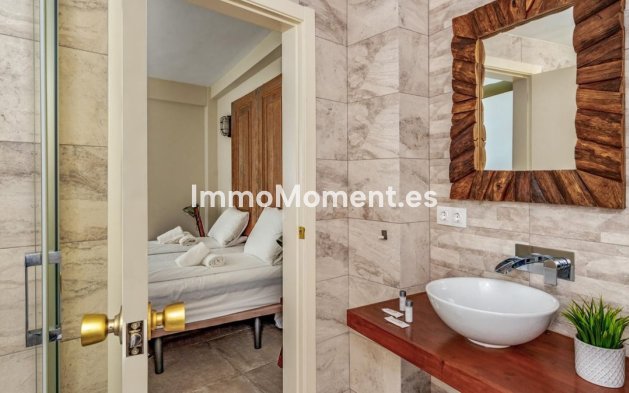 Resale - Apartment - Fuengirola - Fuengirola Centro