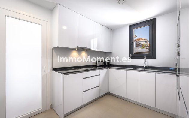 Wiederverkauf - Wohnung - Estepona  - Estepona Centro