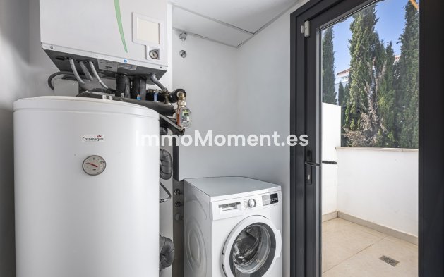 Wiederverkauf - Wohnung - Estepona  - Estepona Centro