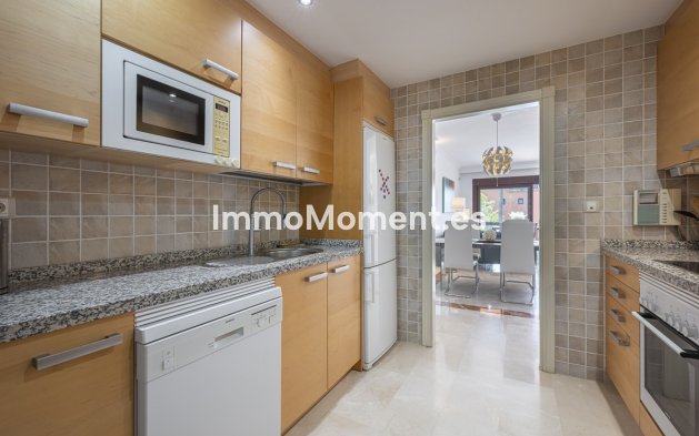 Revente - Appartement - Estepona  - Estepona Centro