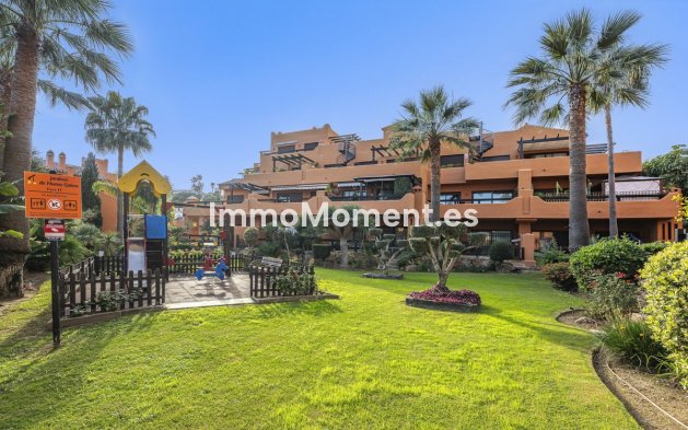 Revente - Appartement - Estepona  - Estepona Centro