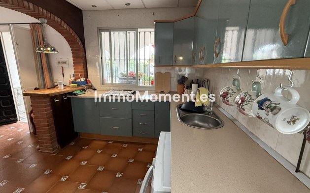Resale - Country house - Inland  - Alhaurín el Grande Centro