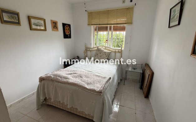 Resale - Country house - Inland  - Alhaurín el Grande Centro