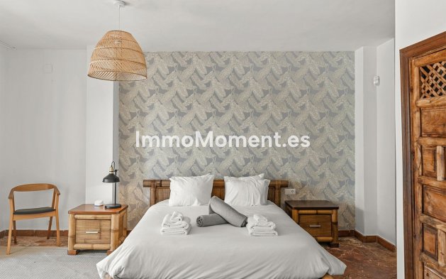 Bestaande woning - Vrijstaande villa - Marbella - El Rosario