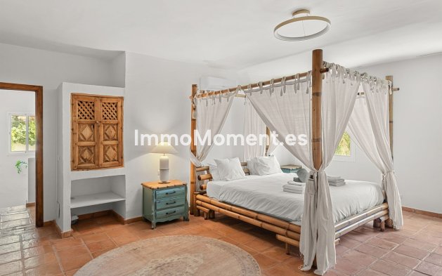Bestaande woning - Vrijstaande villa - Marbella - El Rosario
