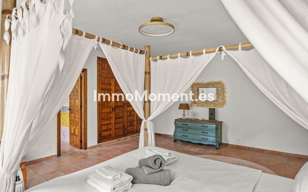 Bestaande woning - Vrijstaande villa - Marbella - El Rosario