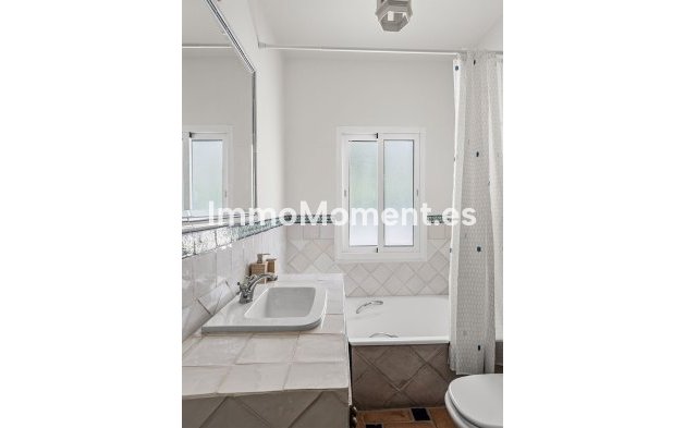 Bestaande woning - Vrijstaande villa - Marbella - El Rosario