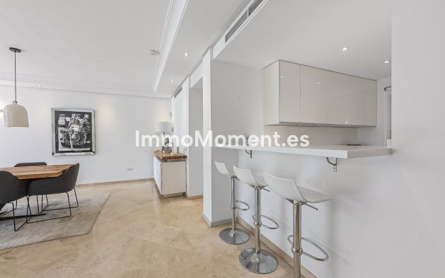 Revente - Appartement - Estepona  - Estepona Centro