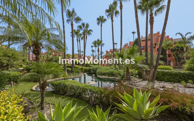 Revente - Appartement - Estepona  - Estepona Centro
