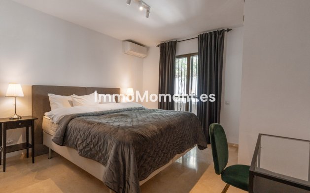 Wiederverkauf - Freistehende Villa - Mijas - Sierrezuela