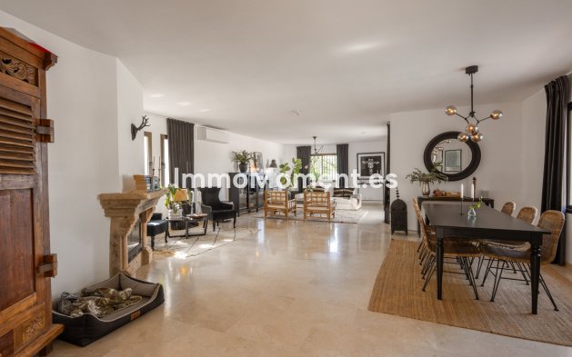 Wiederverkauf - Freistehende Villa - Mijas - Sierrezuela