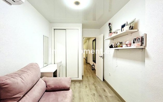 Revente - Appartement - Torrevieja - Torrevieja Centro