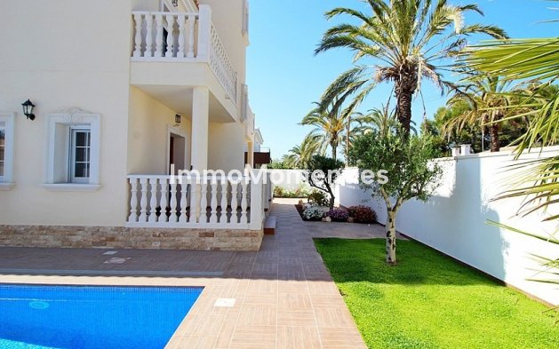 Reventa - Villa independiente - Orihuela - Cabo roig - La Zenia