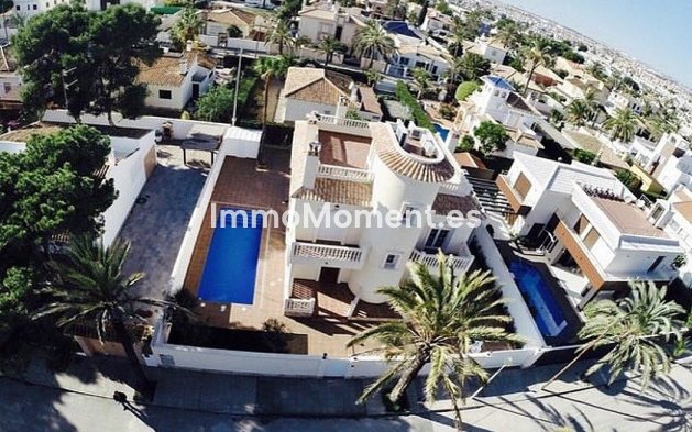 Reventa - Villa independiente - Orihuela - Cabo roig - La Zenia