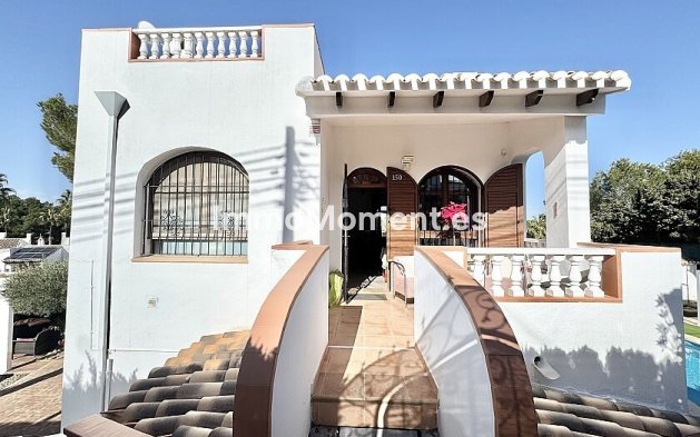 Resale - Detached villa - Orihuela - Villamartín