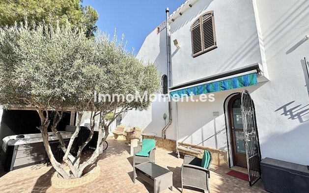 Resale - Detached villa - Orihuela - Villamartín