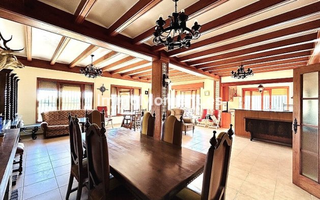 Wiederverkauf - Freistehende Villa - Orihuela - Dehesa de campoamor