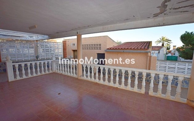 Bestaande woning - Vrijstaande villa - Torrevieja - Torrevieja Centro