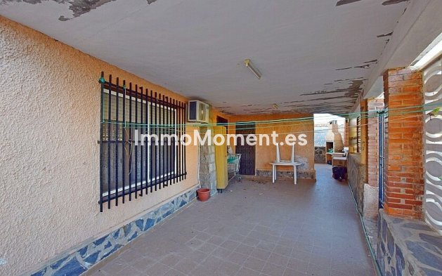 Bestaande woning - Vrijstaande villa - Torrevieja - Torrevieja Centro