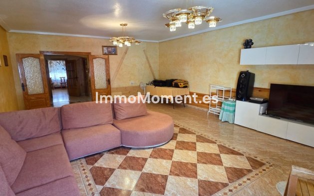 Wiederverkauf - Reihenhaus - San Isidro - San Isidro Centro