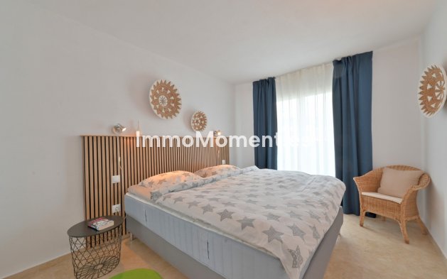 Resale - Apartment - Mijas - Calahonda