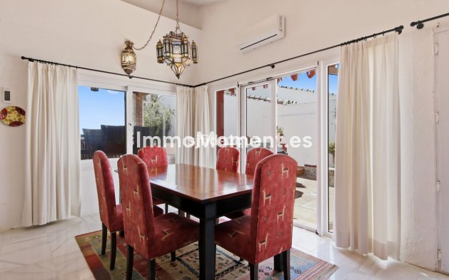 Bestaande woning - Vrijstaande villa - Estepona  - Estepona Centro