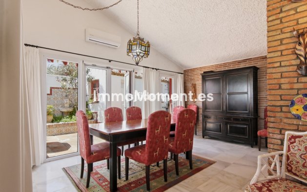 Bestaande woning - Vrijstaande villa - Estepona  - Estepona Centro