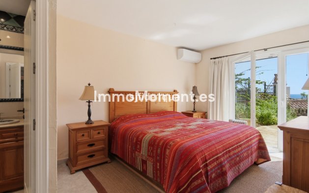 Bestaande woning - Vrijstaande villa - Estepona  - Estepona Centro