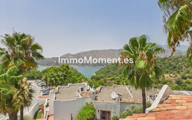 Wiederverkauf - Freistehende Villa -   Inländisch - Istán