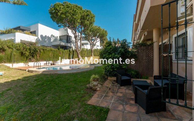 Resale - Detached villa - Marbella - Artola